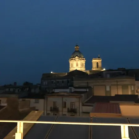 Aliva 住宿加早餐酒店 阿尔卡莫